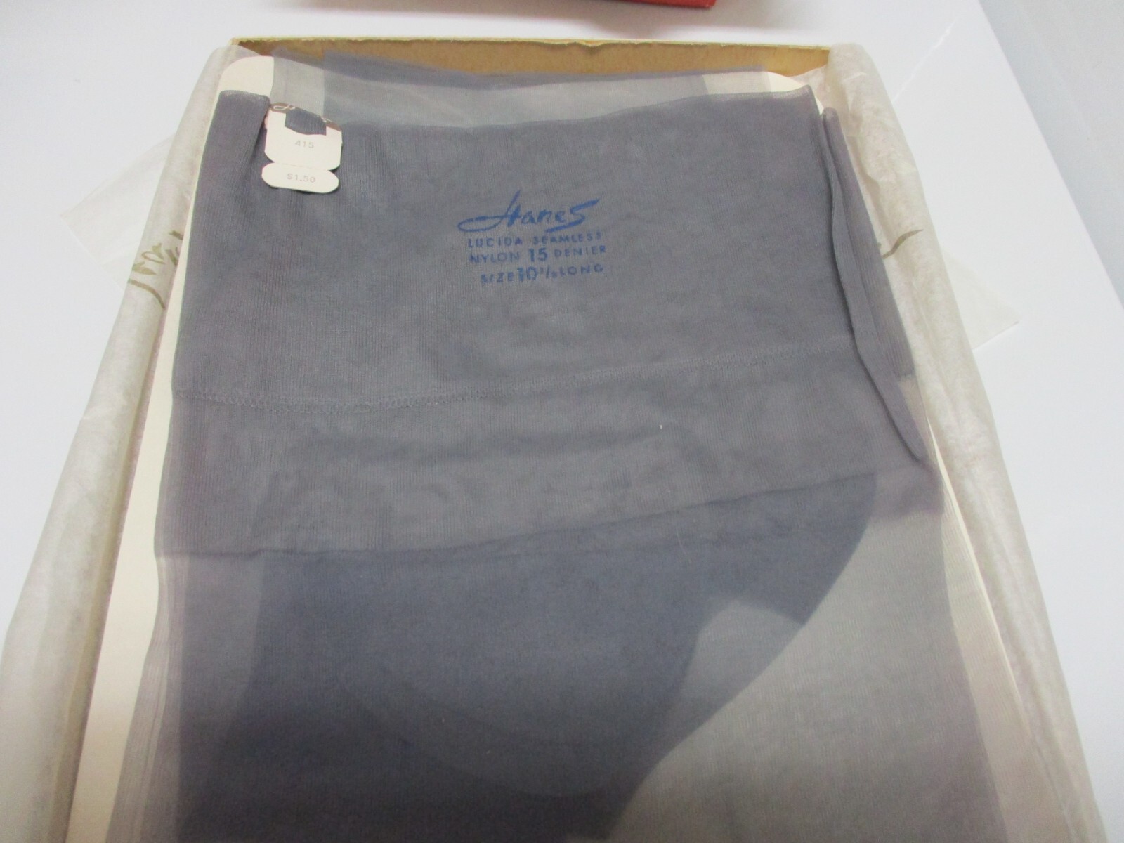 1PR VINTAGE HANES 415 REINFORCED SHEER RHT NYLON STOCKINGS SIZE 10 1/2 LONG GRAY