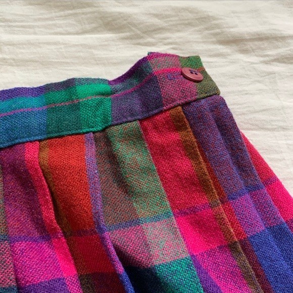 Vintage 1980s Plaid Pleated Skirt Russ waist 15.5″ purple pink red blue green