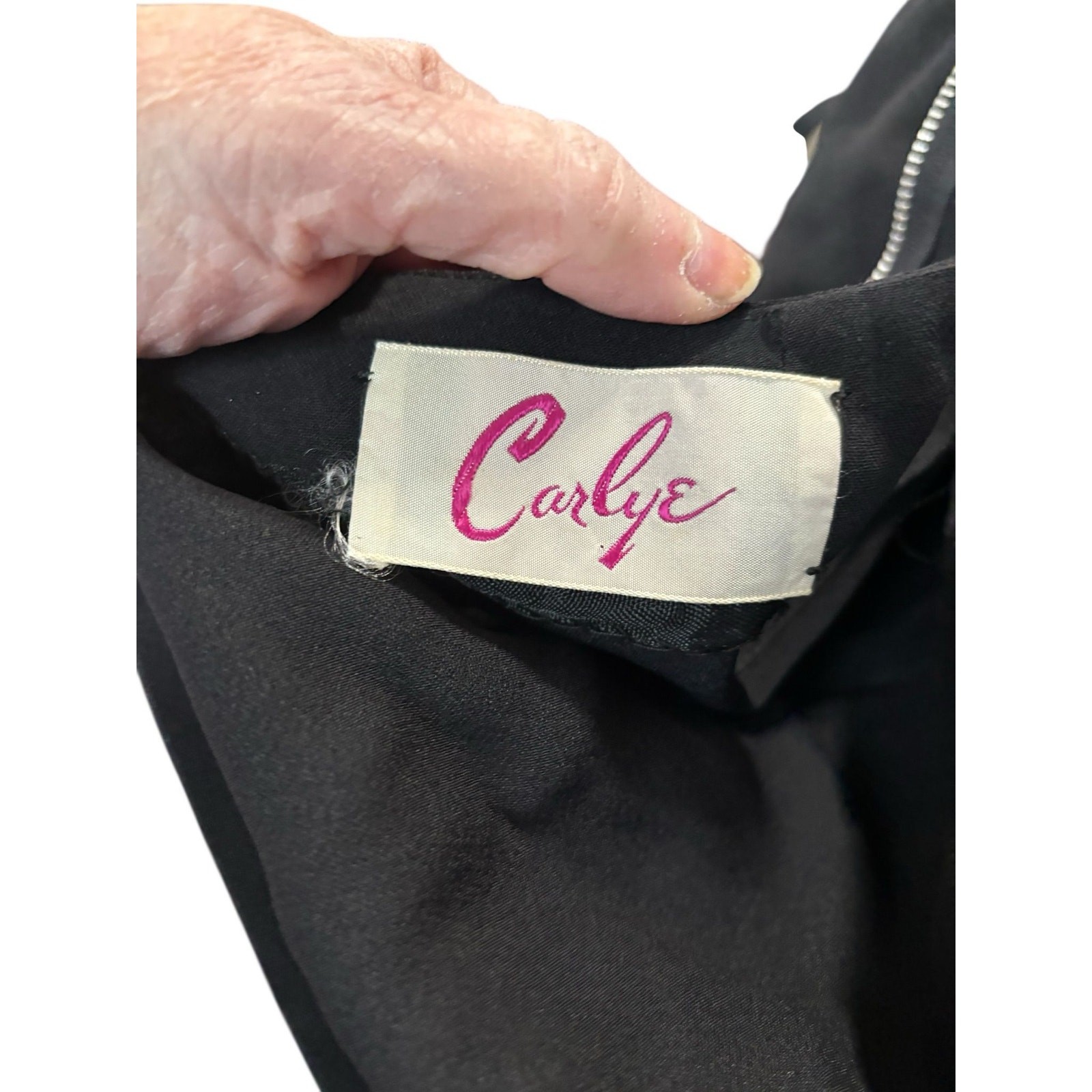 1958 Carlye Black Rayon Crepe Dress • Metal Zippers • Sculpted Waist Minimalist