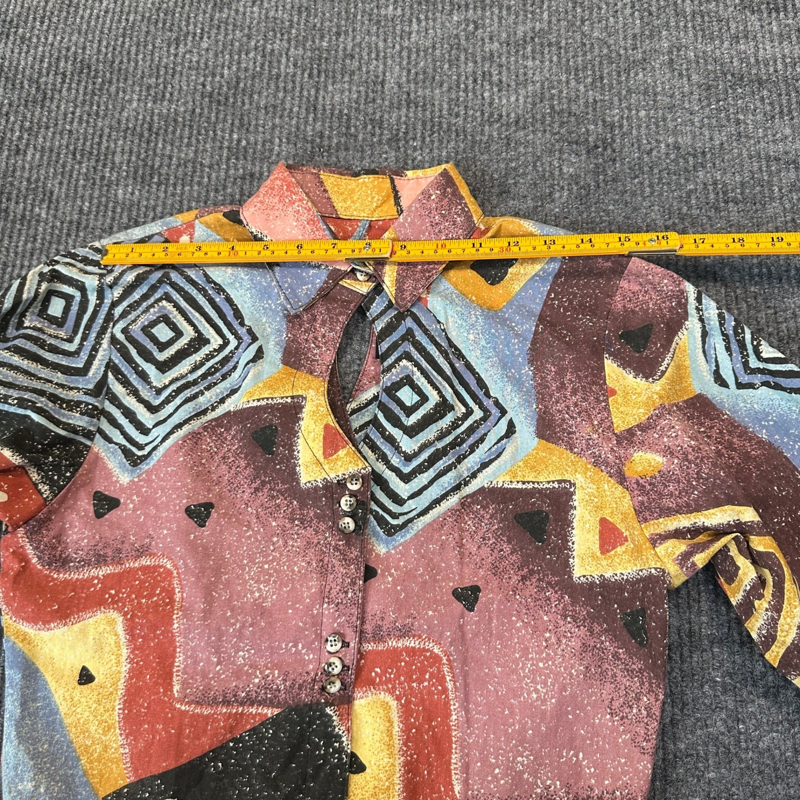 Unbranded Women Vintage Abstract Geometric Cropped Blouse M Multi Keyhole Detail