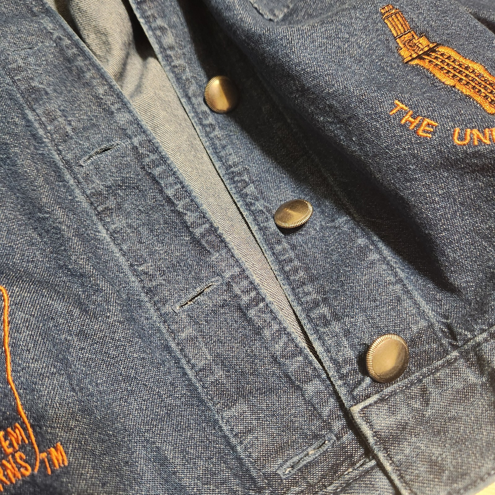 Vintage 90s Gotcha Covered Texas Embroidered Denim Jacket Womens M