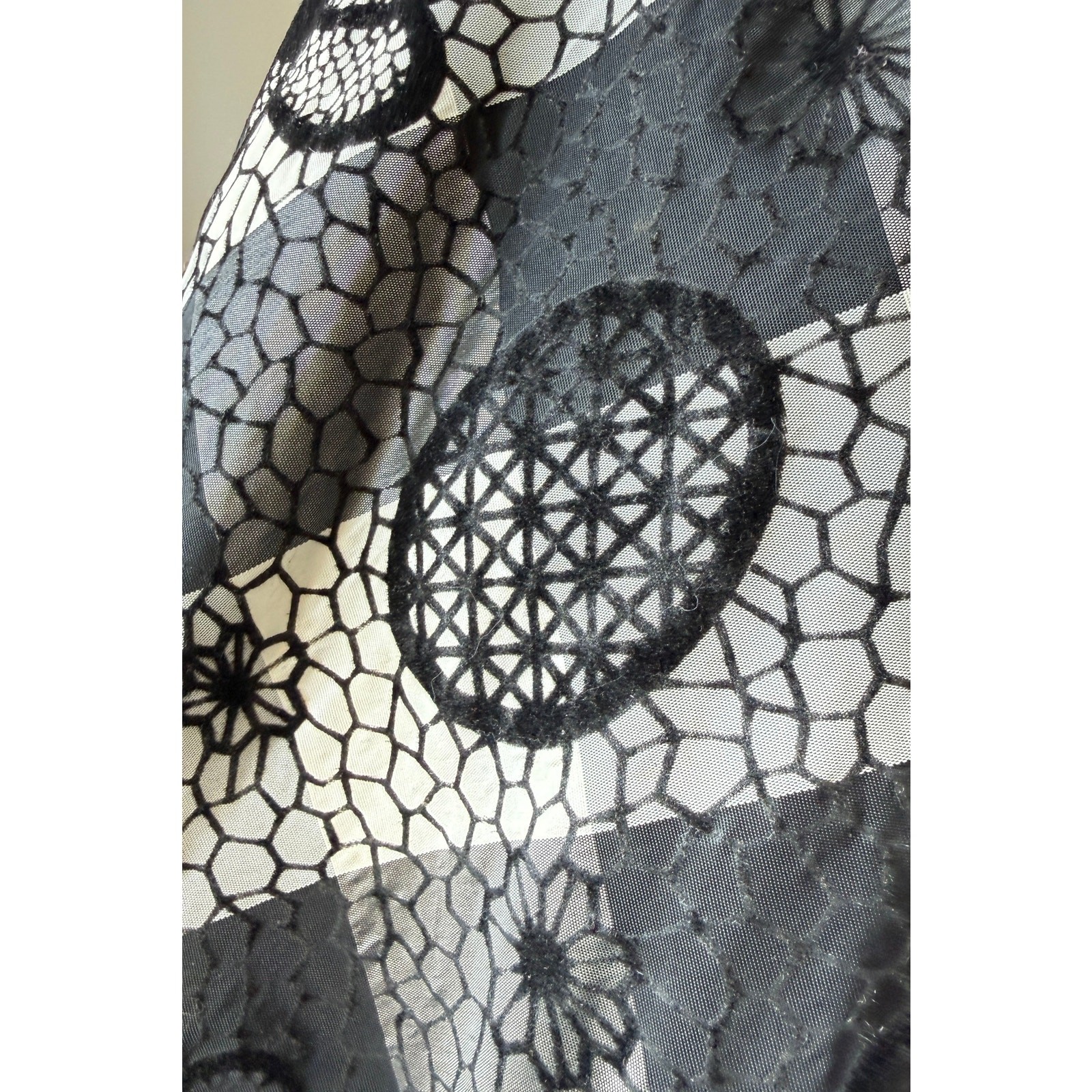Vintage 1950s Black Gingham Flocked Floral Full Circle Skirt MEDIUM 28 waist