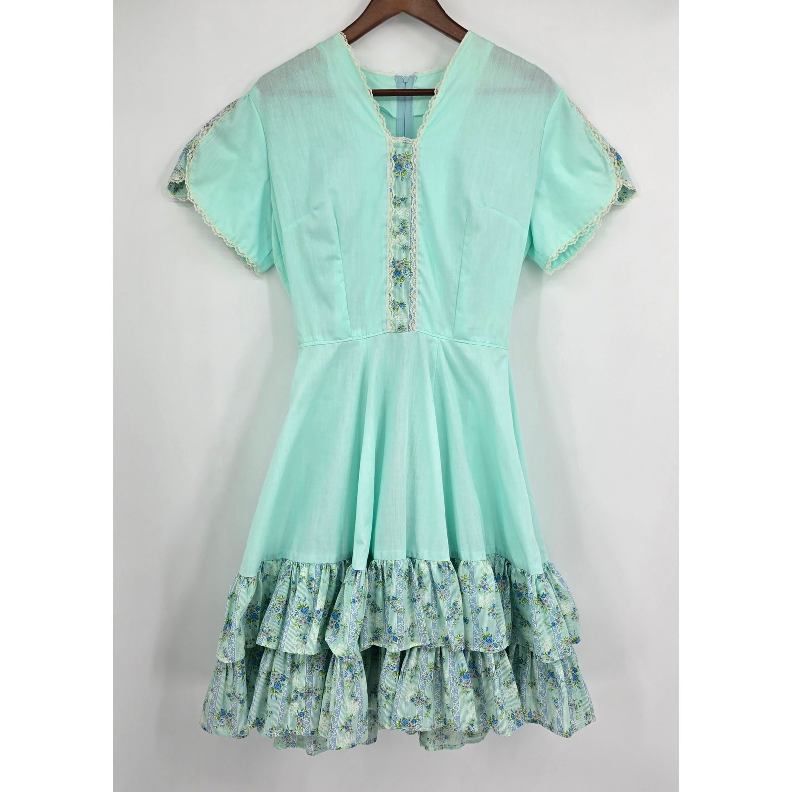 Vintage 60’s Kate Schorr Mint Prairie Dress Floral Lace Cottagecore Romantic