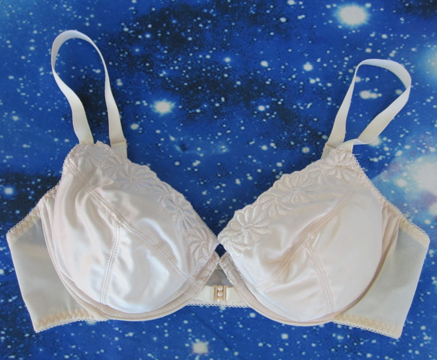 Vintage Vassarette Front Closure Bra 38C Wired Padded Pink 75-318 USA Made