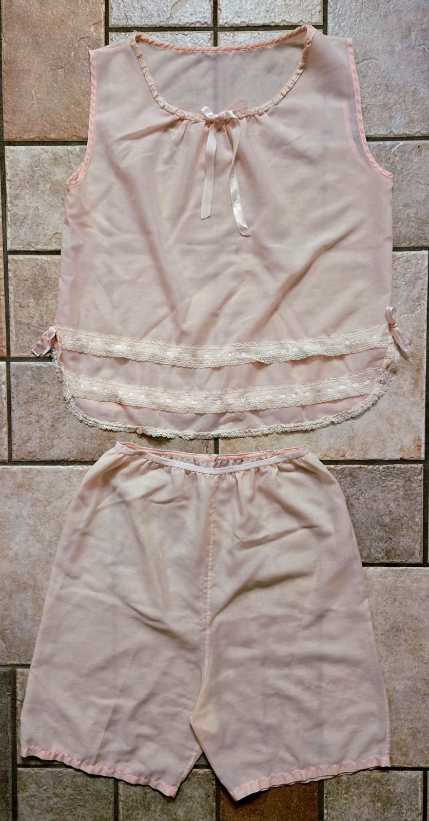VTG Western Maid Pajama Set Baby Doll Pink Size Medium Lace Ribbon Soft Coquette
