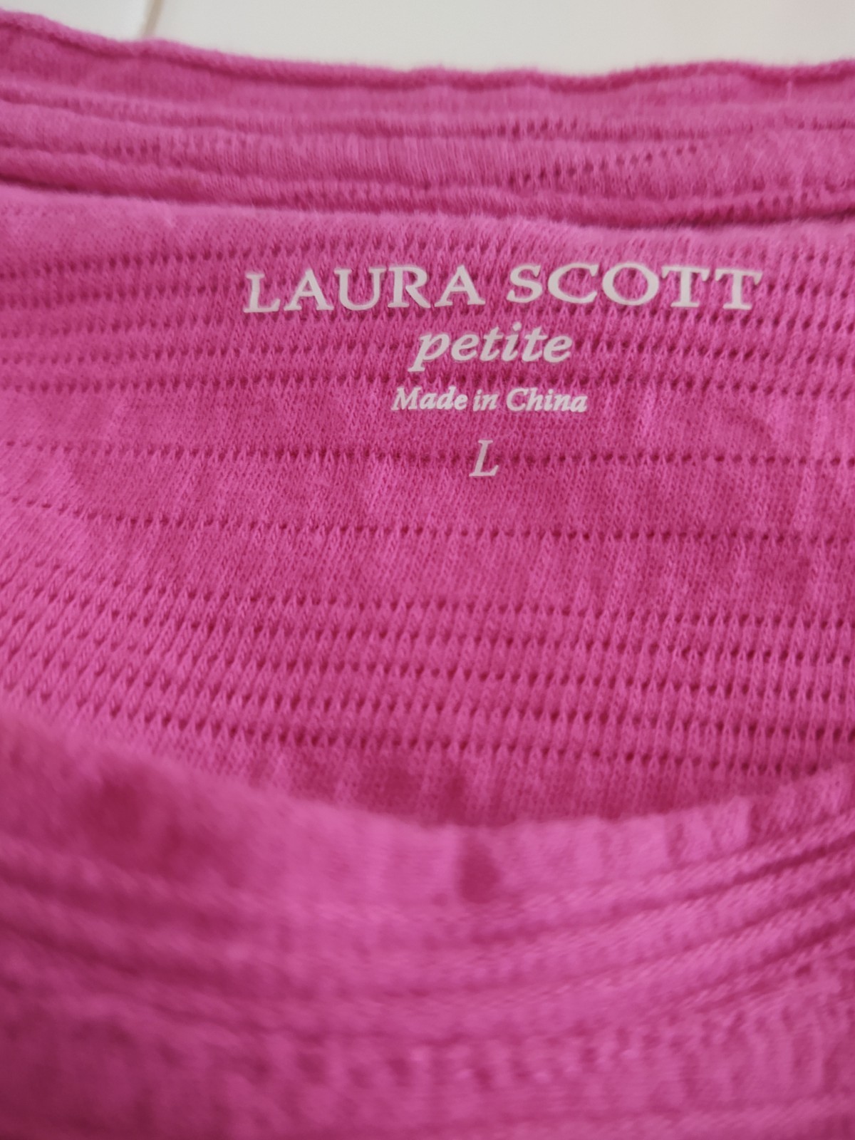 Laura Scott Vintage 1978 for Sears Fuscia Long Sleeve Pullover Petite L