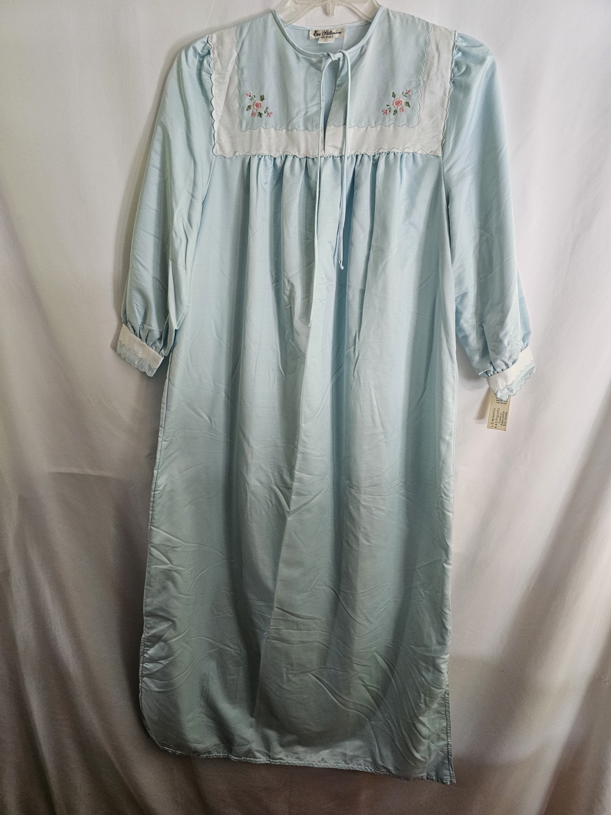 Eve Stillman Studio I Blue Long Nightgown Embroidered Floral Scallop Trim Medium