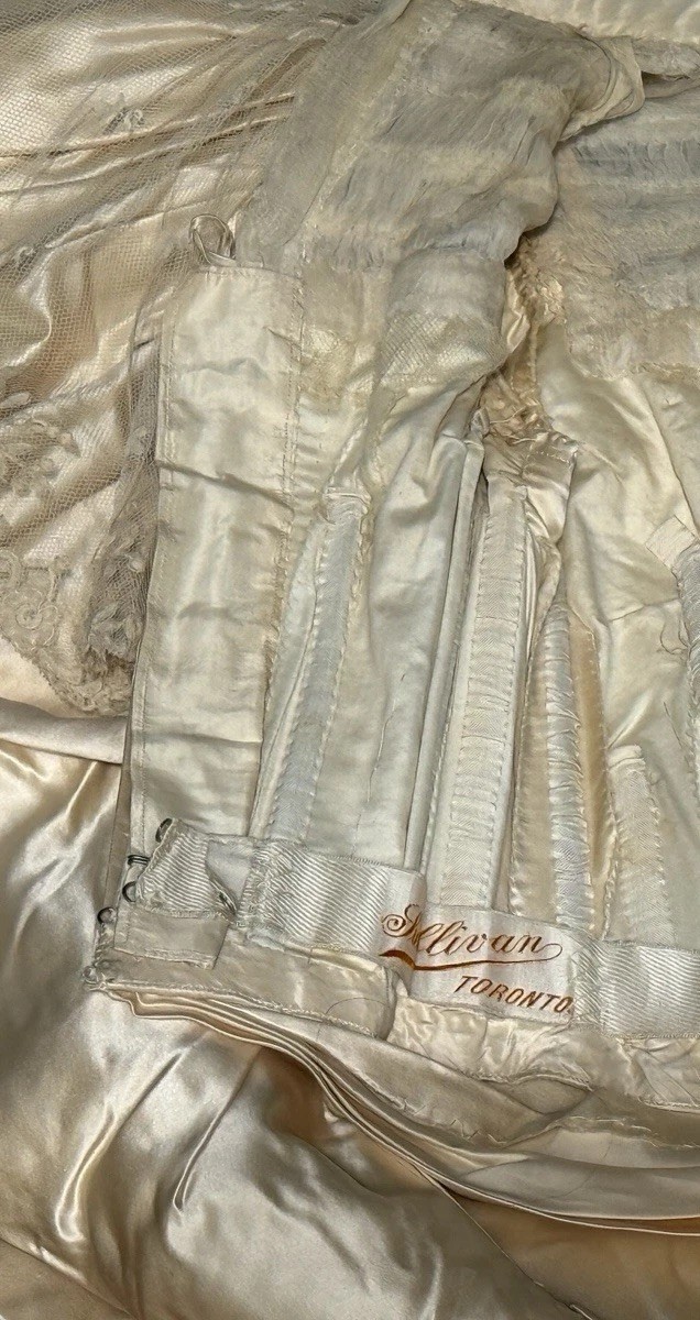 Beautiful Antique Victorian Silk Wedding Dress Bodice, Lace Veil, Shoes Set Rare