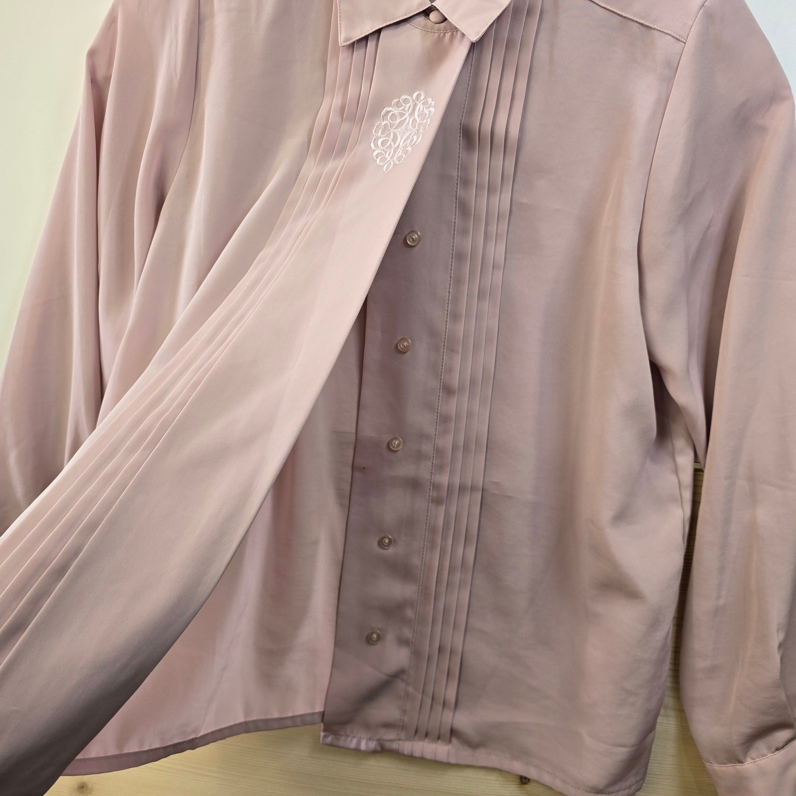 Yves St Clair Vintage Dusty Pink Mauve Pleated Front Blouse Embroidered Size 10