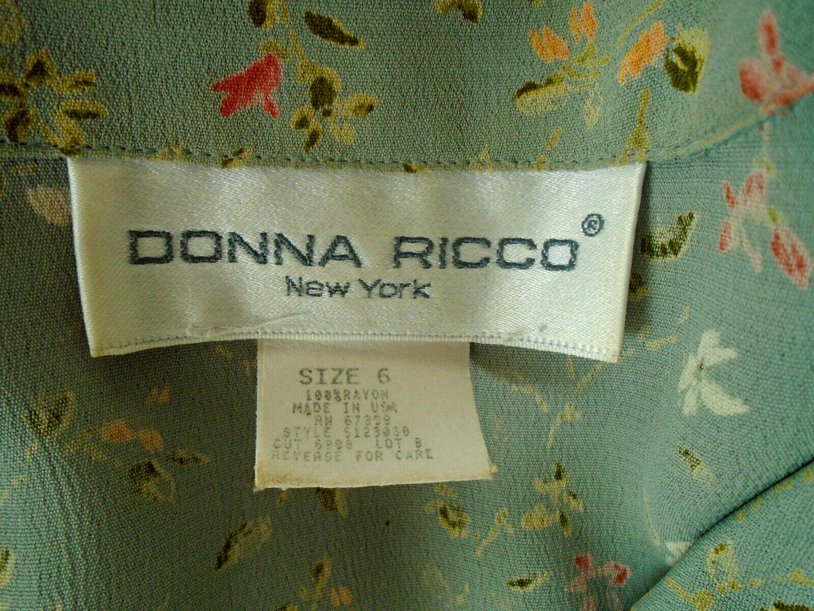 Donna Ricco New York Soft Green Floral Rayon Long Design Dress Size 6 Made USA!