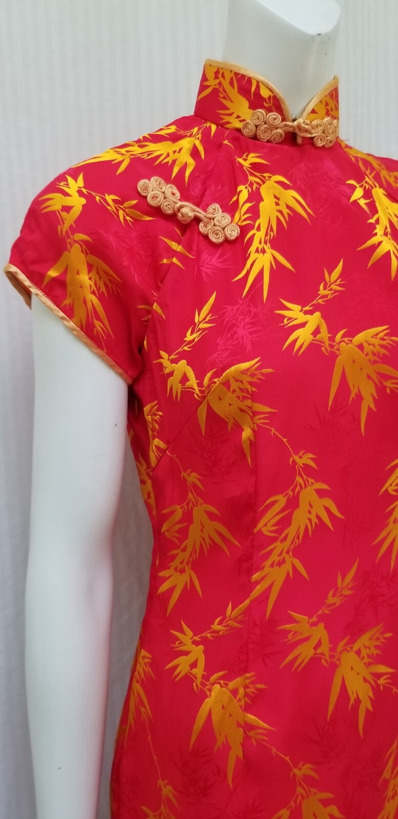 Vintage Red Yellow Satin Bamboo Jacquard Cheongsam Mini DRESS – Size S – EUC