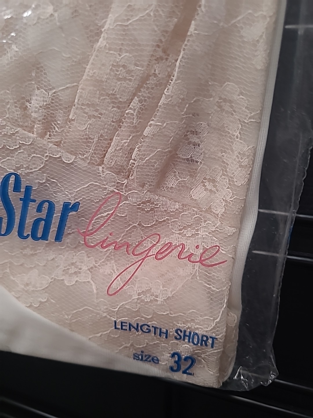 Vintage Movie Star Lingerie Full Slip 32 Short Ivory Nylon Blush Pink Lace NOS