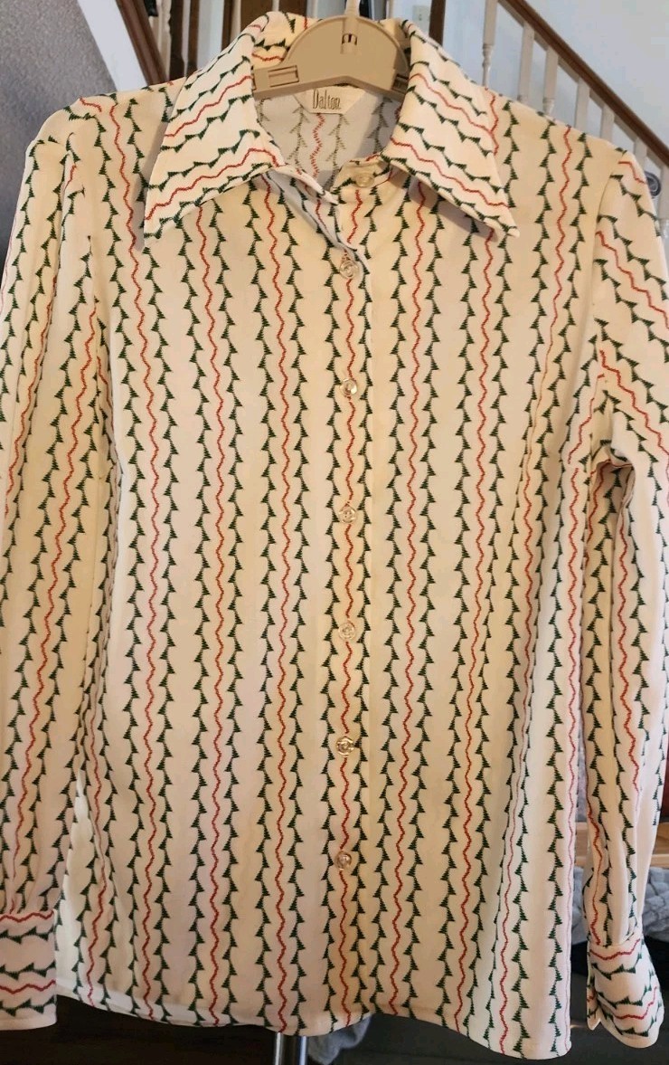 Vintage 1960s Dalton Cream Stylish Collared Blouse Buttons Size 4 Nice A400