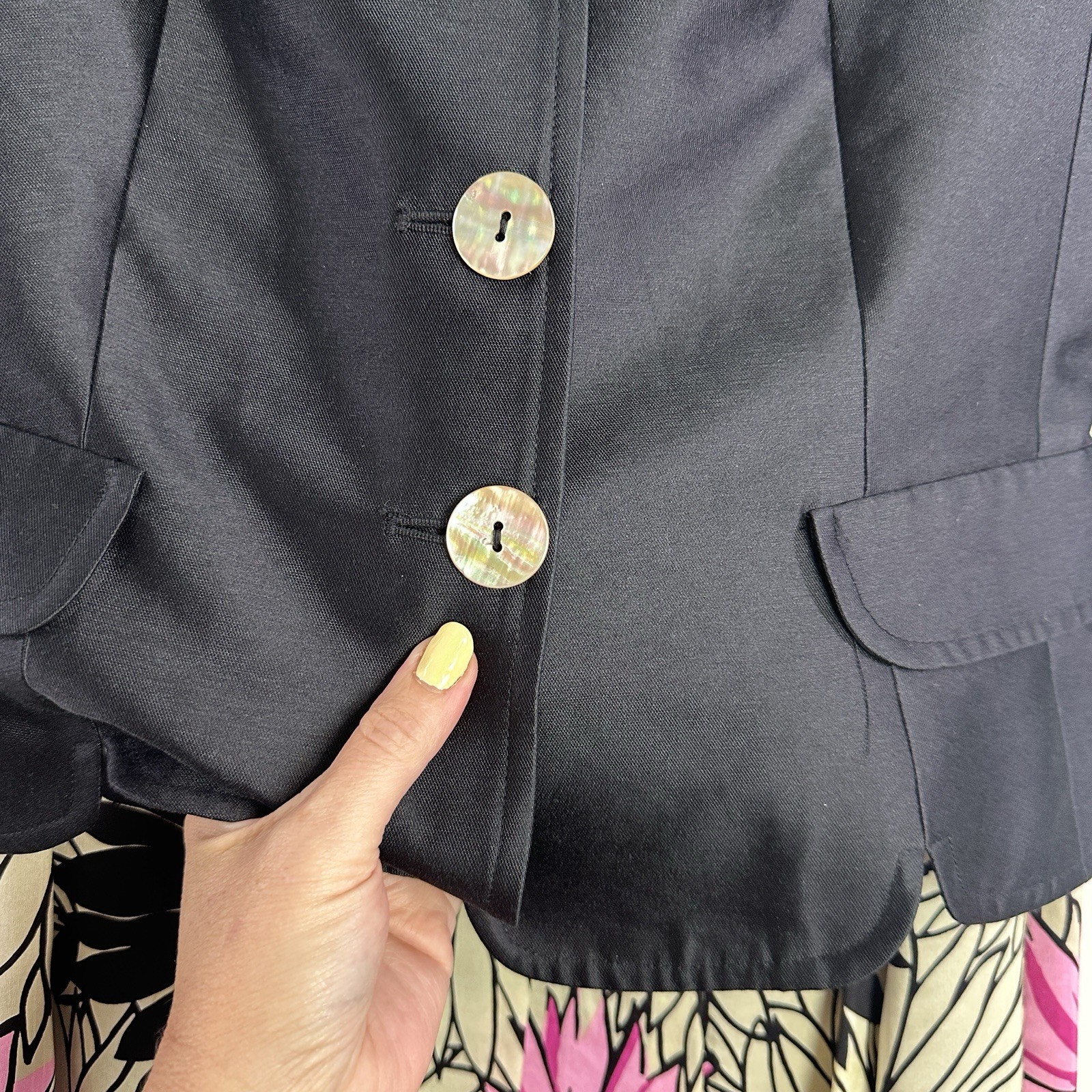 Vintage Sara Campbell Silk Pleated Skirt Suit Set Black Floral 2Pc Size 8 Retro