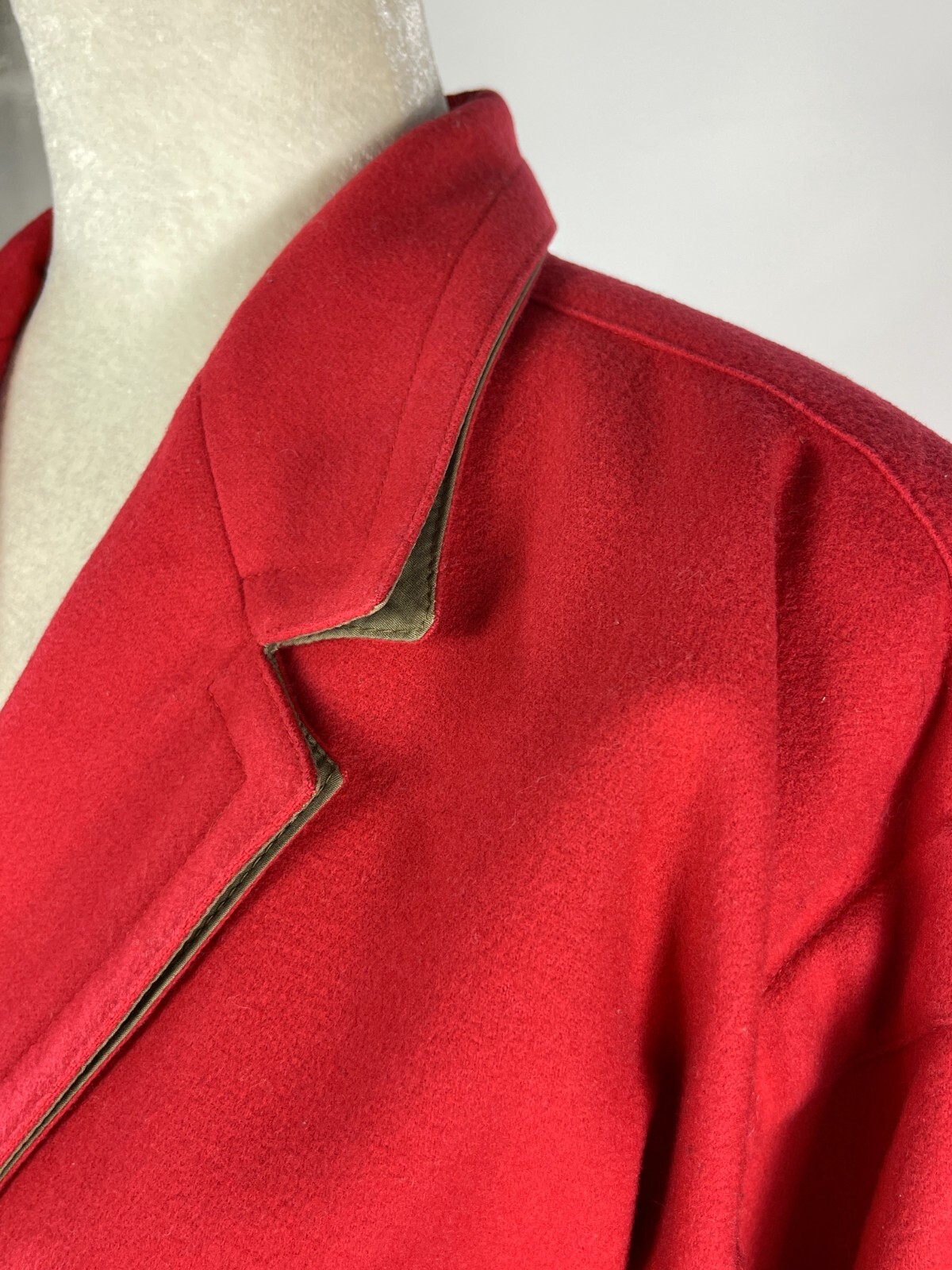 Very Rare Vintage late 70’s Gianni Versace Red Wool Short Jacket Made in Italy