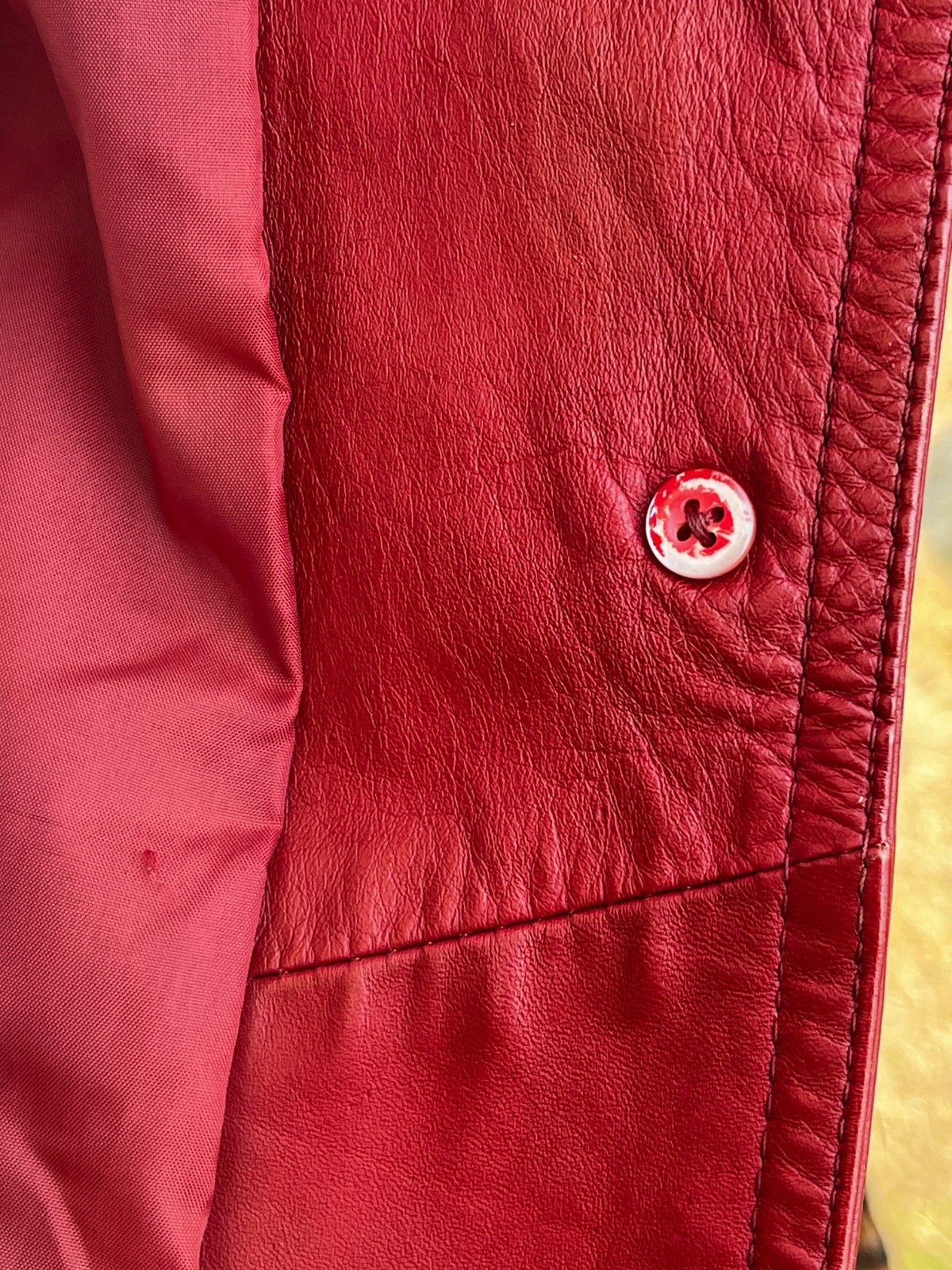 Vintage 70’s Mod Dark Red Women’s Leather Jacket Size Large READ