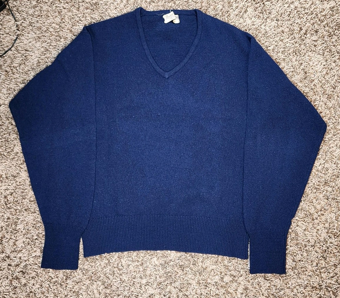 VTG Bernhard Altmann 100% Cashmere Sweater Made In Austria 21.5 x 24.5
