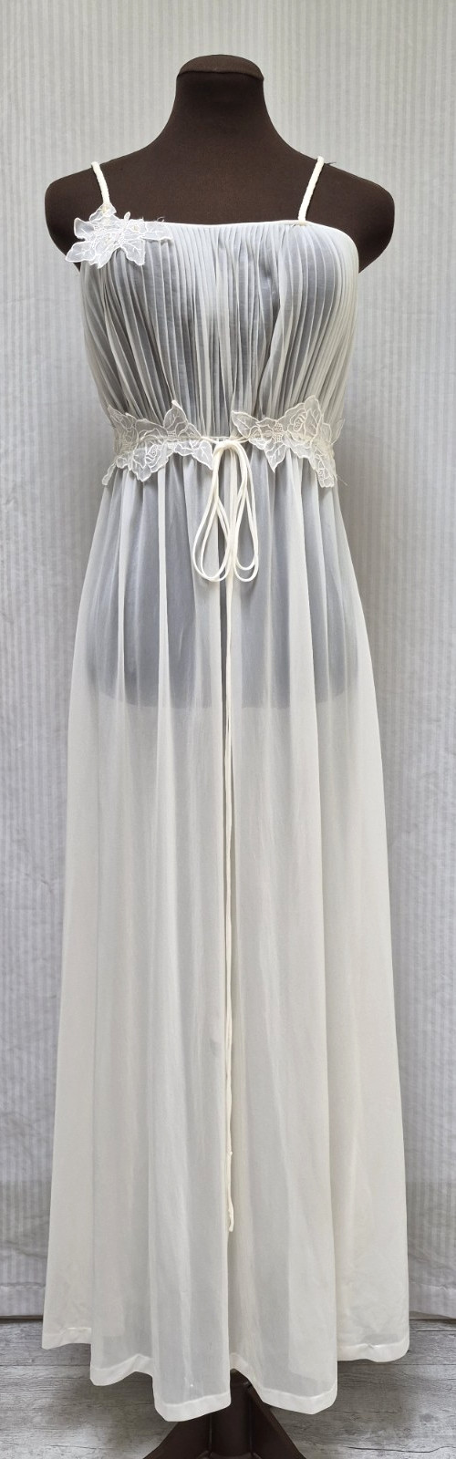 Vintage 2 Piece KICKERNICK Restware Ivory PEIGNOIR Robe & Nightgown -Size S- EUC