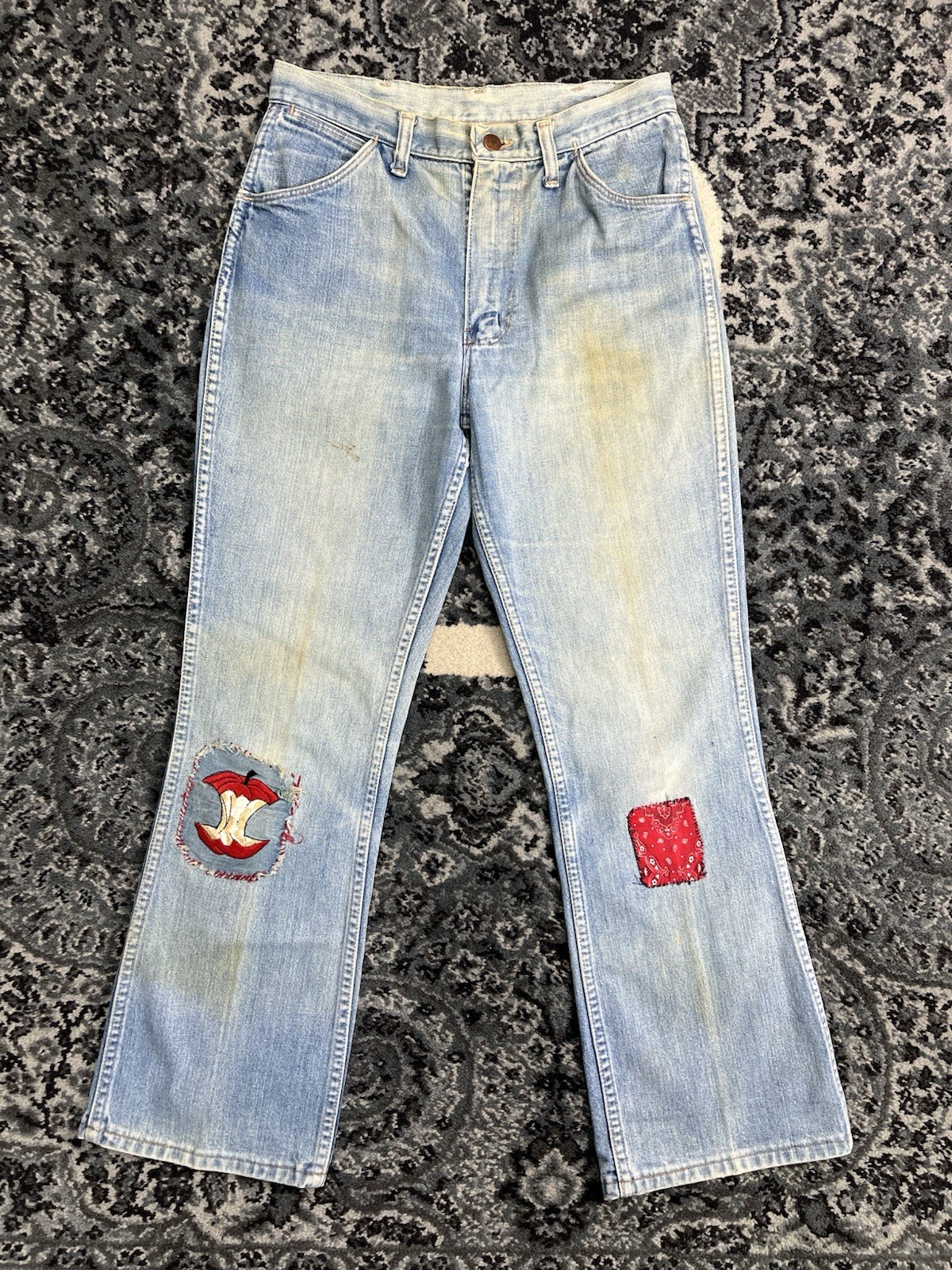 VTG 1960s Women Wrangler Light Wash Bell Bottom Flare Jeans Size 31 Made In USA