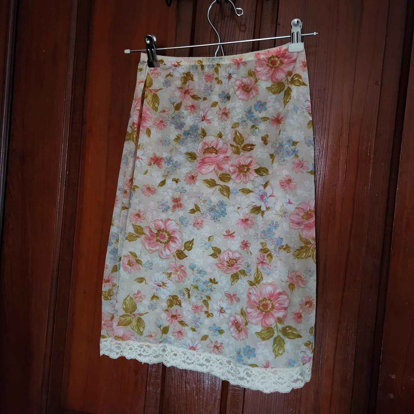 Vintage Hollywood Vassarette Floral Half Slip Size Small Petite Crepelon