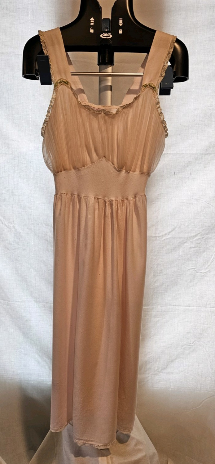 Vintage Nightgown By Carillon