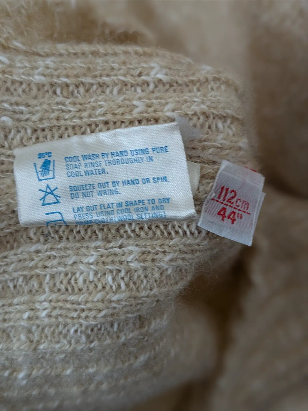 Pringle of Scotland Vintage Wool/Cotton Blend Sweater – Beige, Women’s Size S)