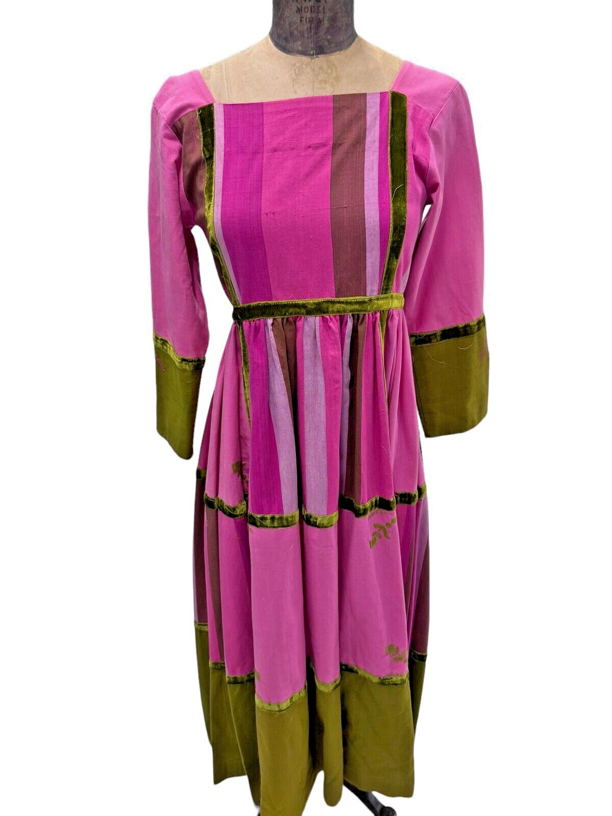 70s Boho Pink Green Velvet Boho Maxi Dress Small Josefa Anna & Edmundo Villa