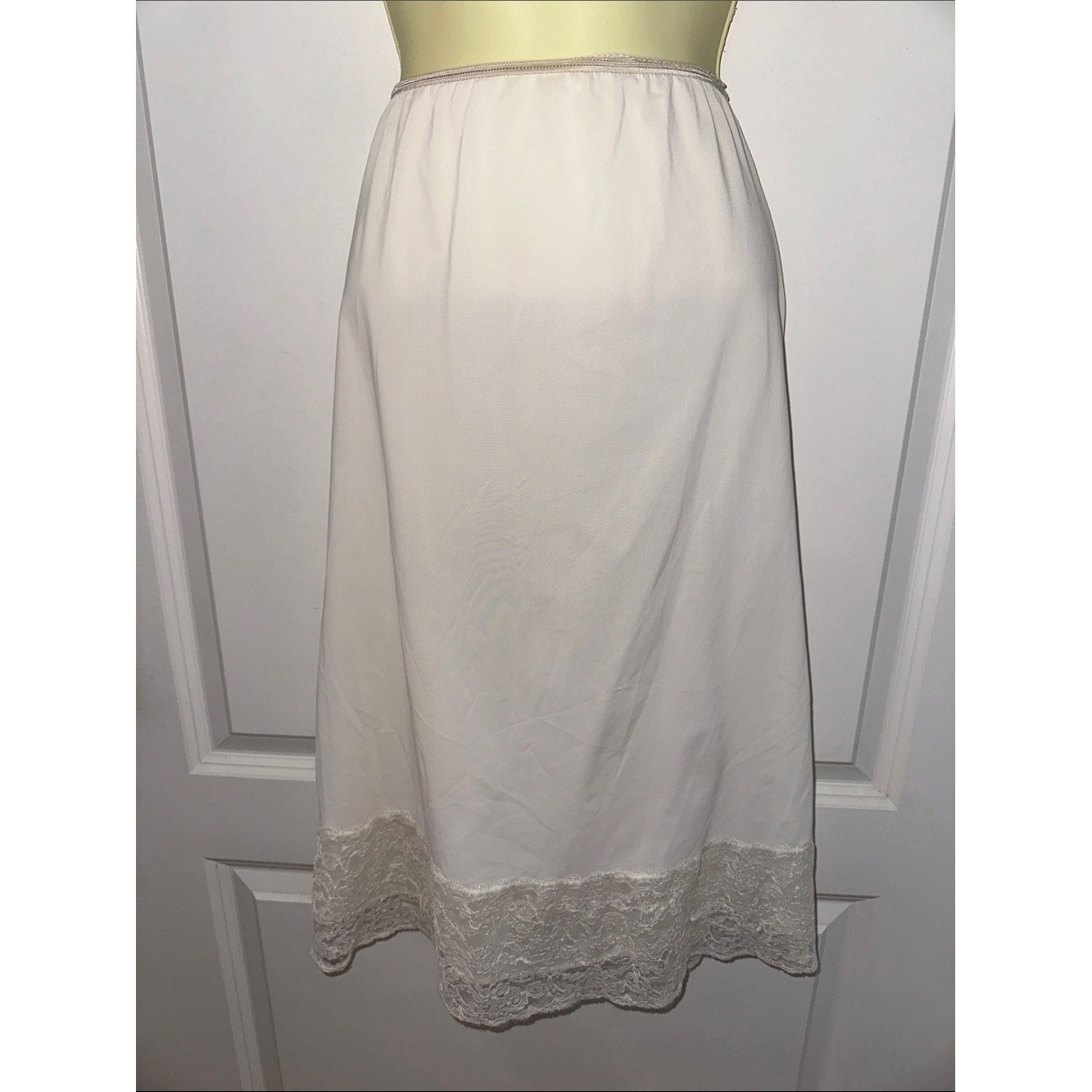 Vintage 60s Pinehurst Lingerie Creamy White Half Slip with Lace Hem