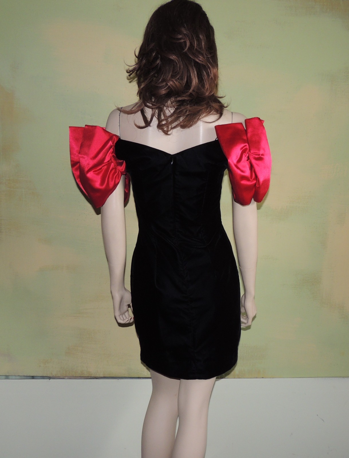 8 Vintage 80’s Dress Late Edition Black Velvet & Red Satin Sleeves