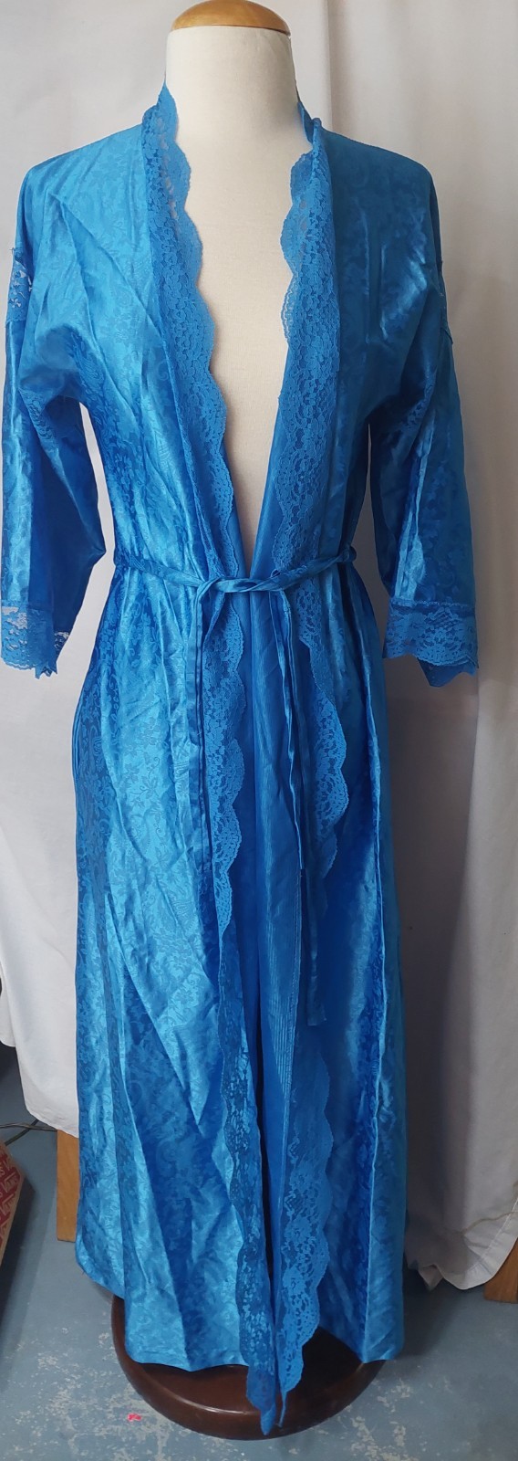 Vintage 80s Blue Sheer Lace Robe Arnel Nylon USA Tie Waist Lingerie Sm Boudoir