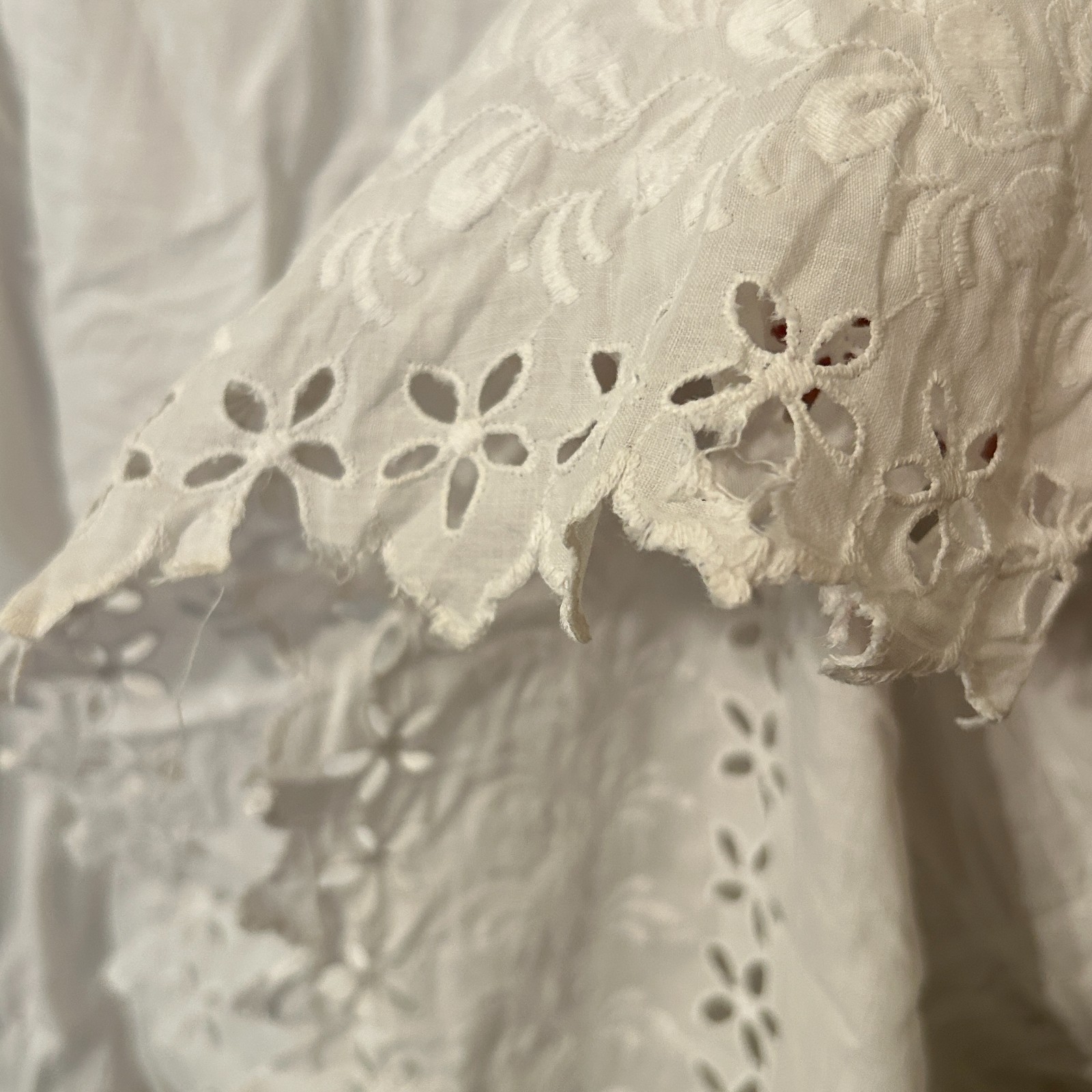 Antique Edwardian XXS White Cotton Eyelet Lace Lawn Skirt Petticoat 22″ Waist