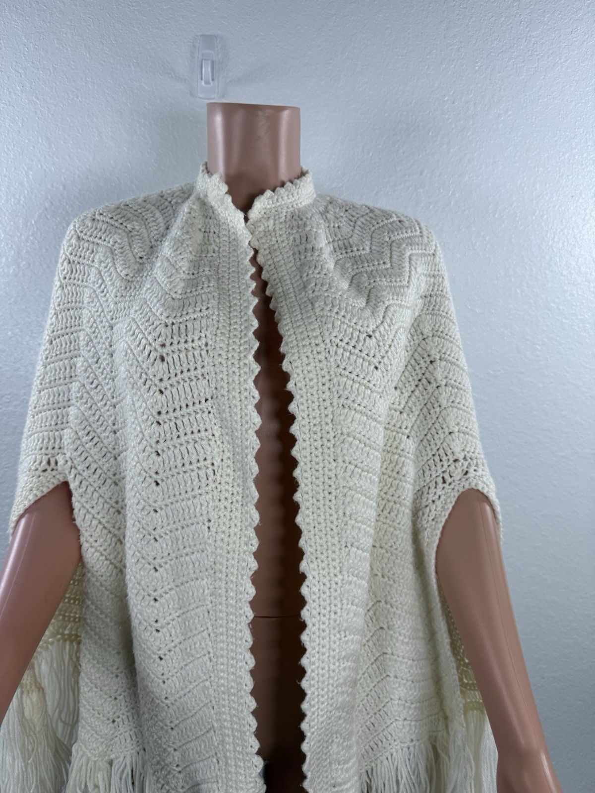 70s Vintage Crochet Off White Poncho Shawl Handmade Knit Wrap Boho Crocheted