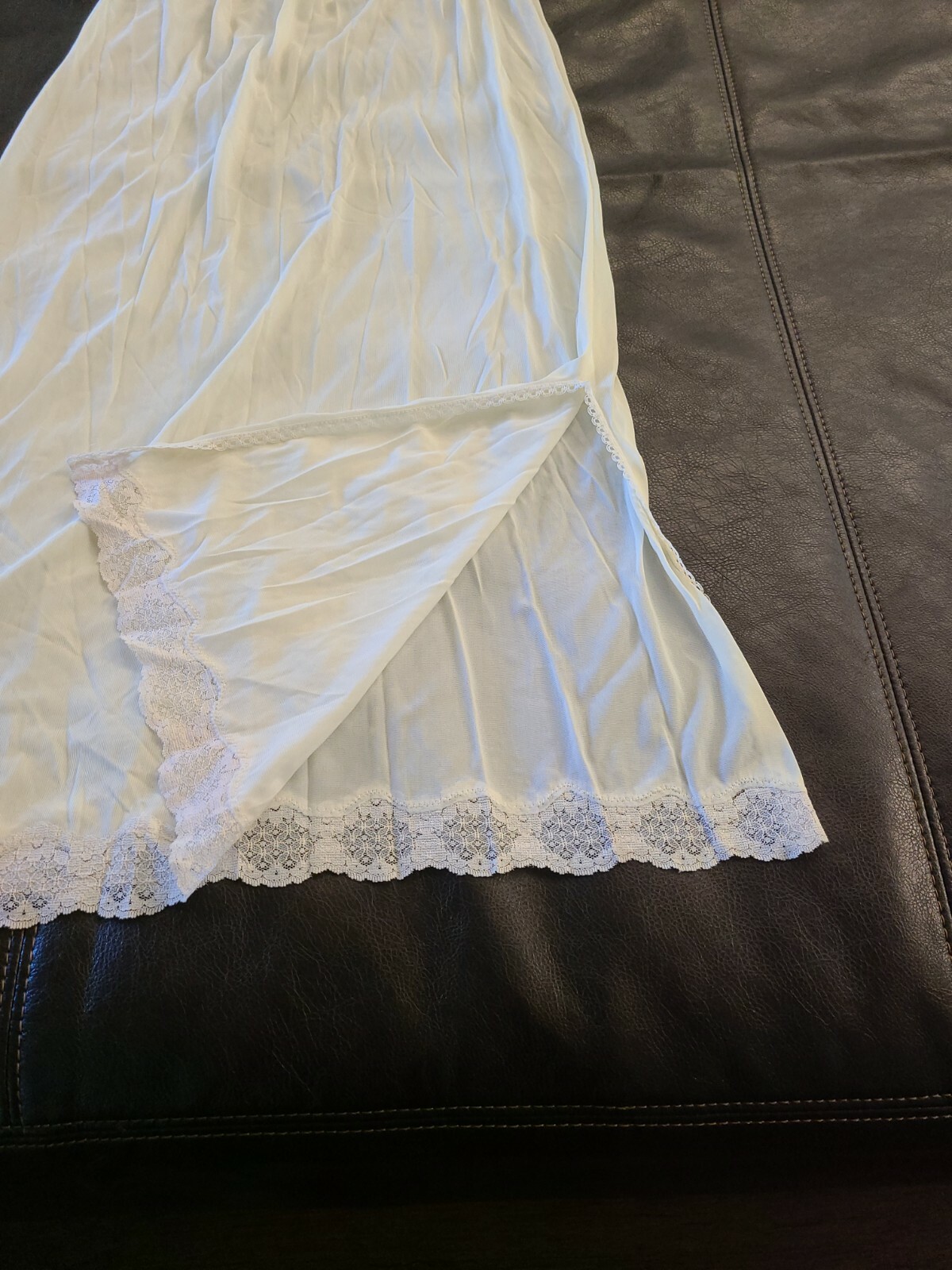 Ladies VTG Philmaid Ivory Half Slip Sz S Lace Trim Side Slit Long Elastic Waist