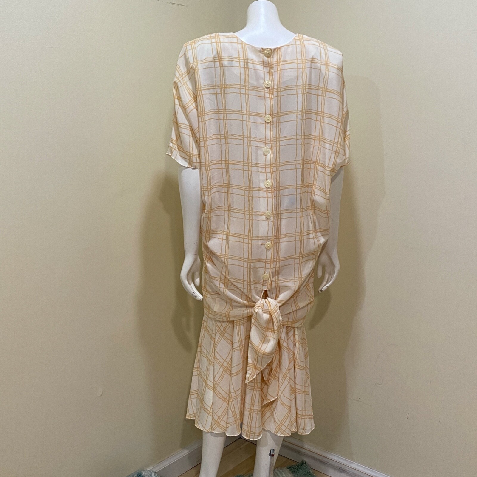 Vintage Warren Z Skirt Set Women’s 12 Beige Ivory Button Tie Back Midi Top Skirt
