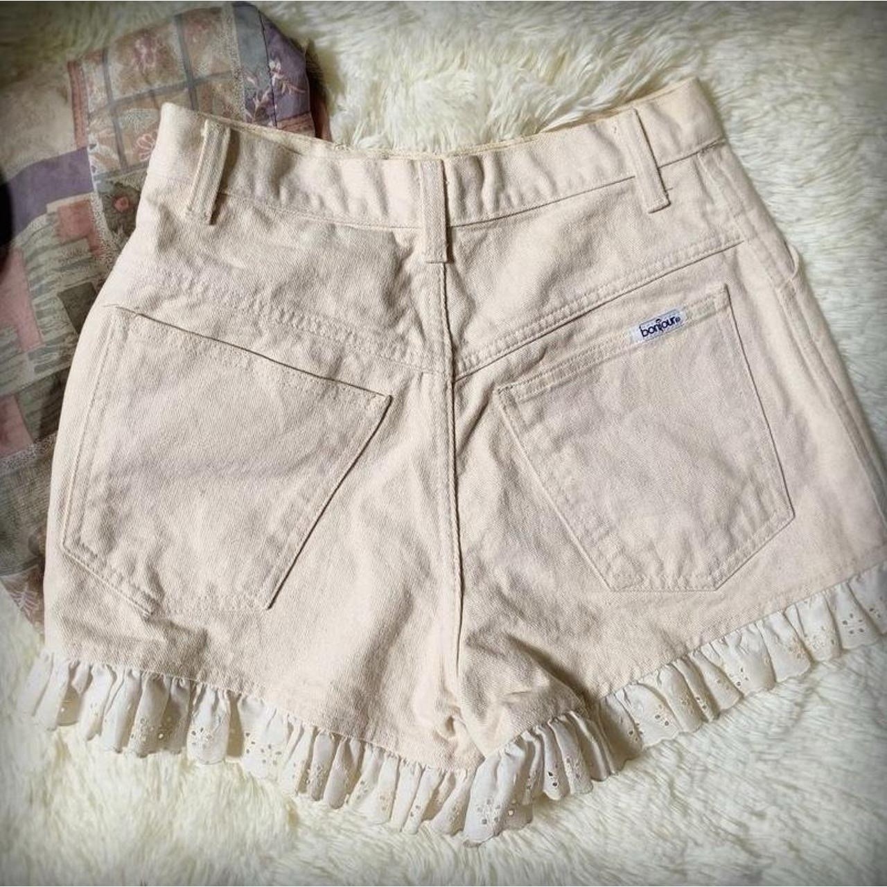 Vintage 90s Bonjour Cottagecore Ruffle Lace Trim Ivory Cream Shorts XS 5/6