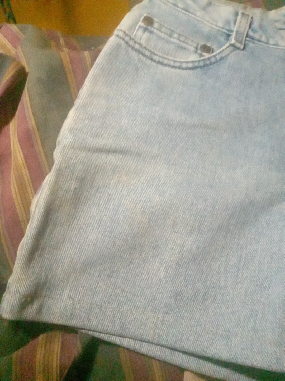Size 5 Women’s Lee Denim Shorts Vintage 90s / Y2K 5 Pocket 100% Cotton