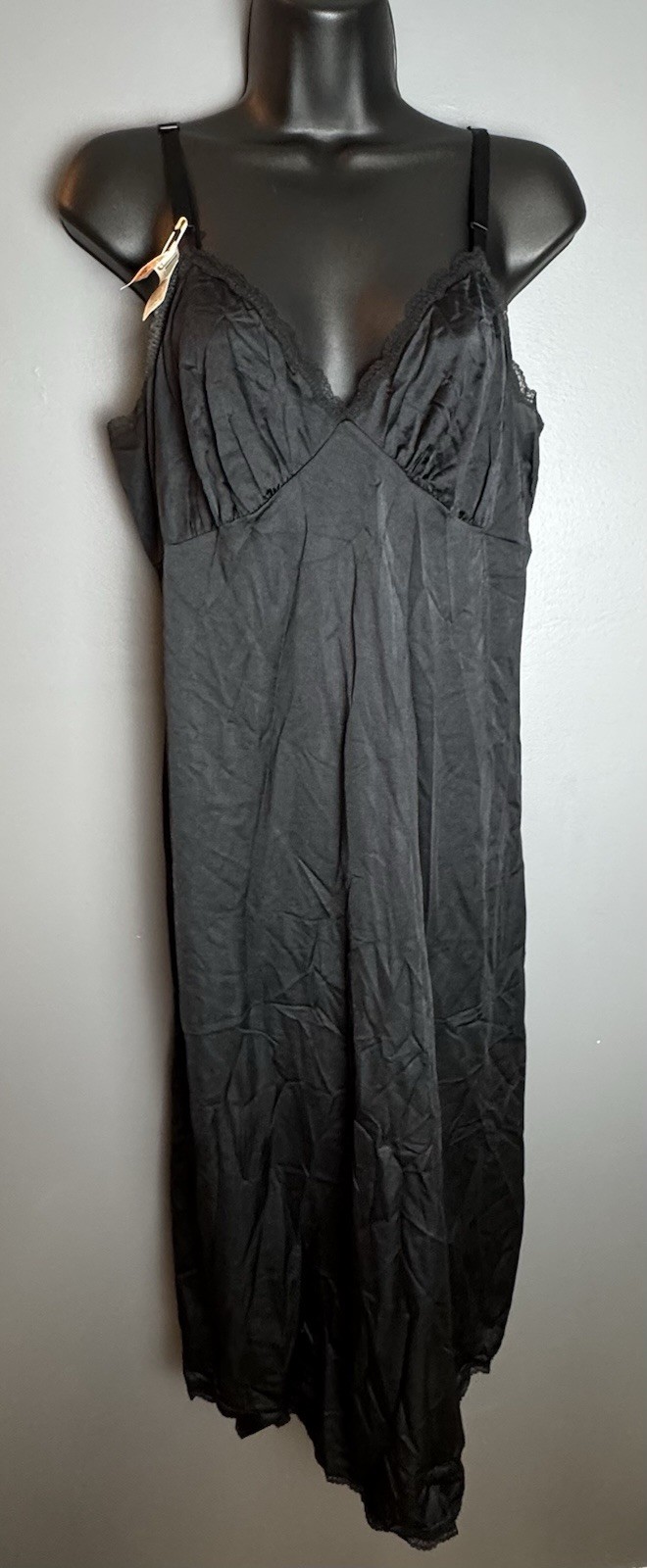 VTG Shadowline Women’s Full Length Black Slip Size 38 X 30” Long Original Tags