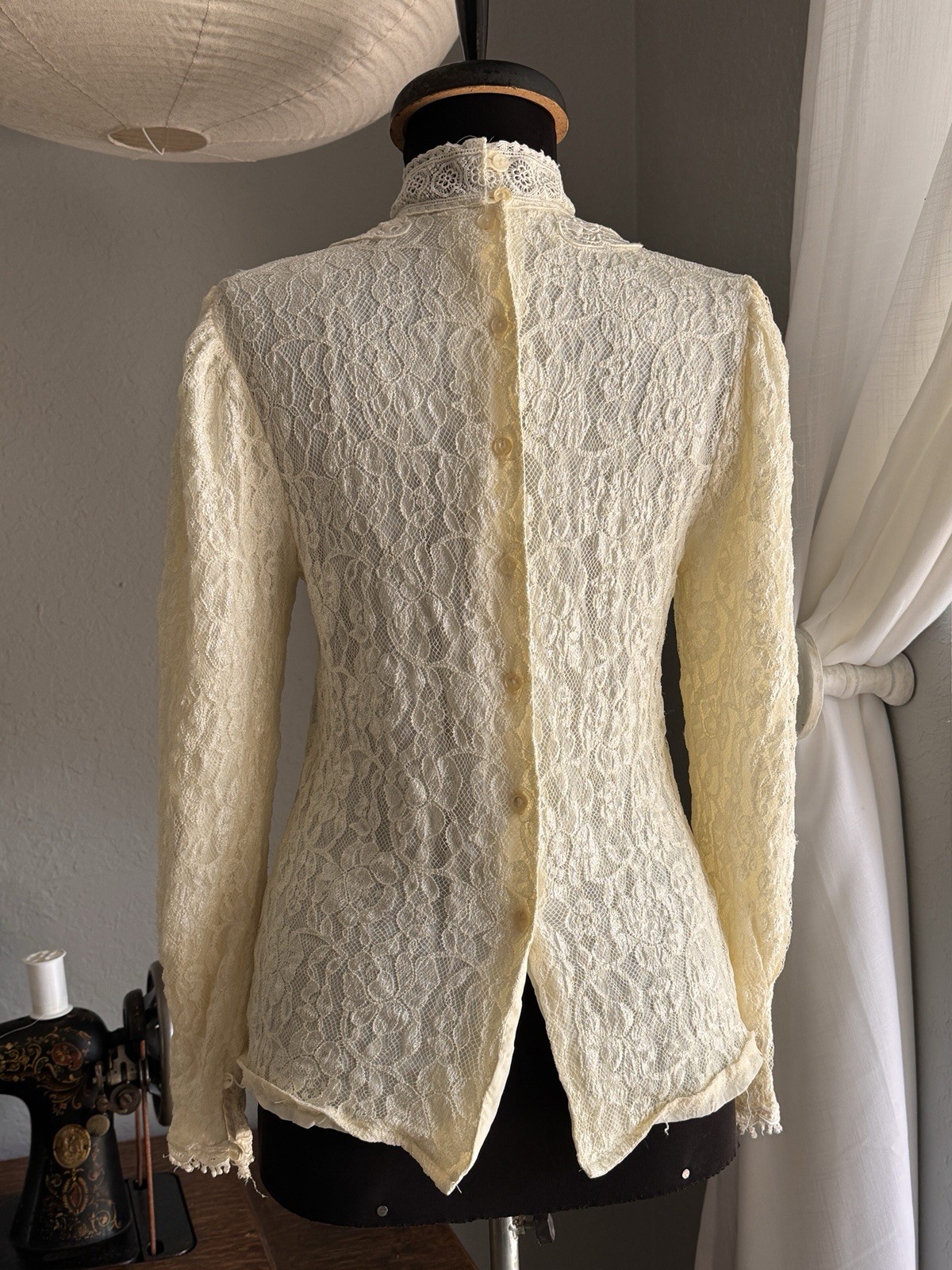Vintage Gunne Sax Top XS Ivory Lace Victorian Jessica McClintock Romantic 70s