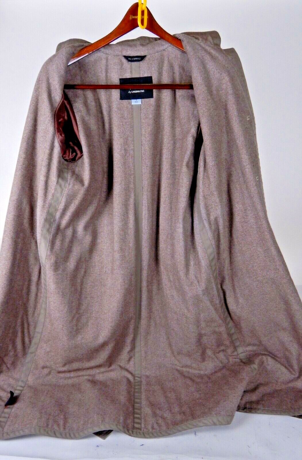 London fog Tempo Europa Women’s Trench Rain Coat Outershell Sz 8 Reg.