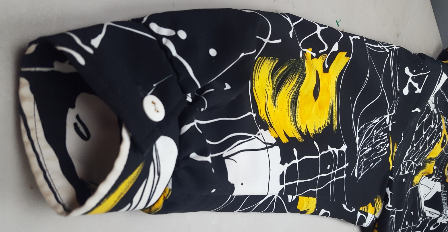 vintage 80s three flaggs black white and yellow jacket with padded shoulders xl