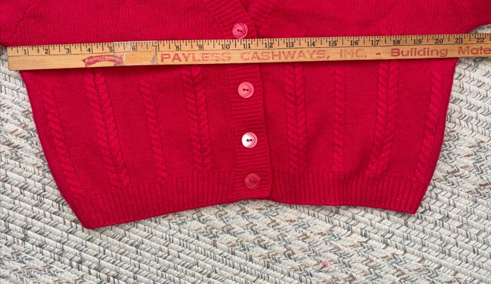 OBR vtg 90’s lambswool angora blend Boxy cropped Pink cardigan Sz Medium V-neck