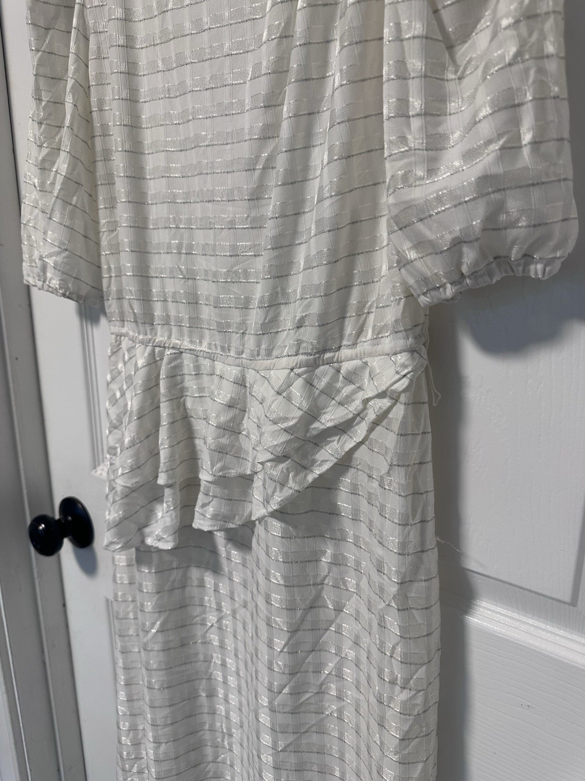 Vintage 1980s J.B. Express Women’s White And Metallic Silver Dress Size 10