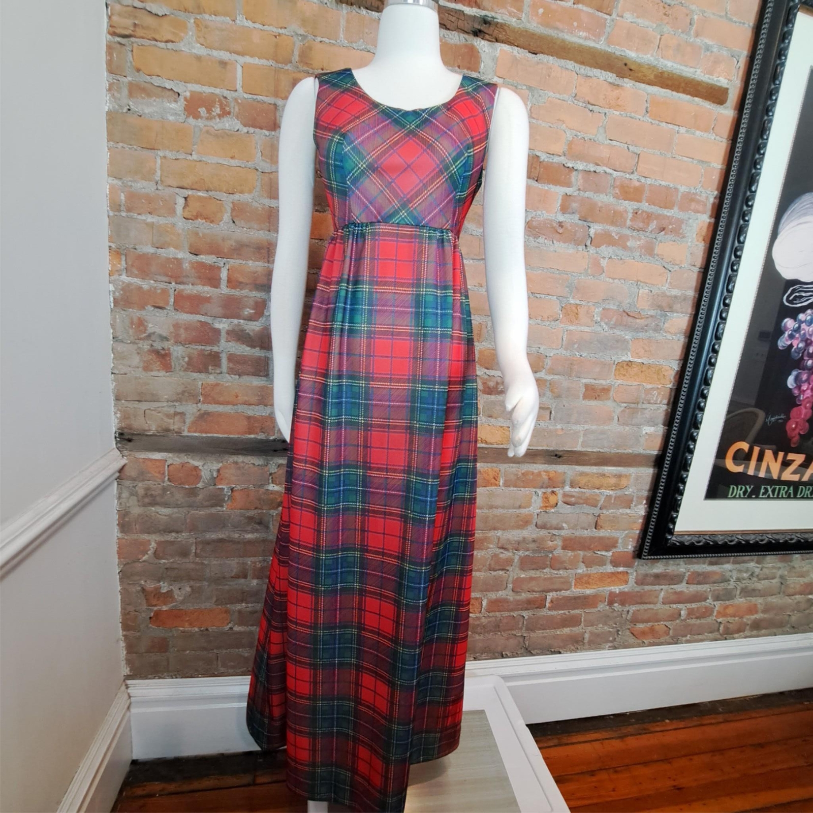 Vintage 1970s Plaid Dress Polyester Red Green White Maxi Empire Waist Size 9