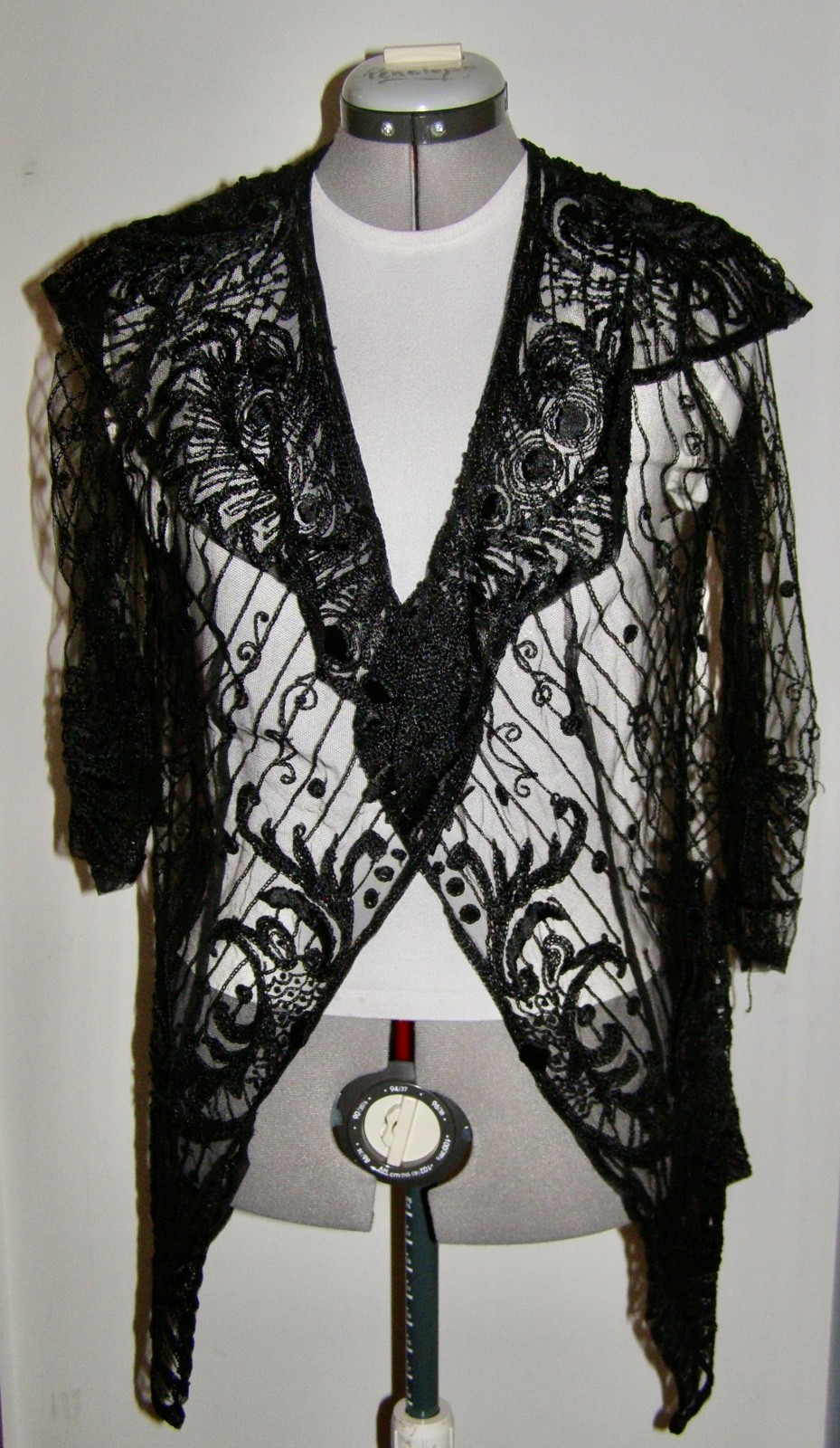ANTIQUE BLACK LACE BELLE EPOQUE EVENING OVER-JACKET, UNLINED – WIDE SHAWL COLLAR