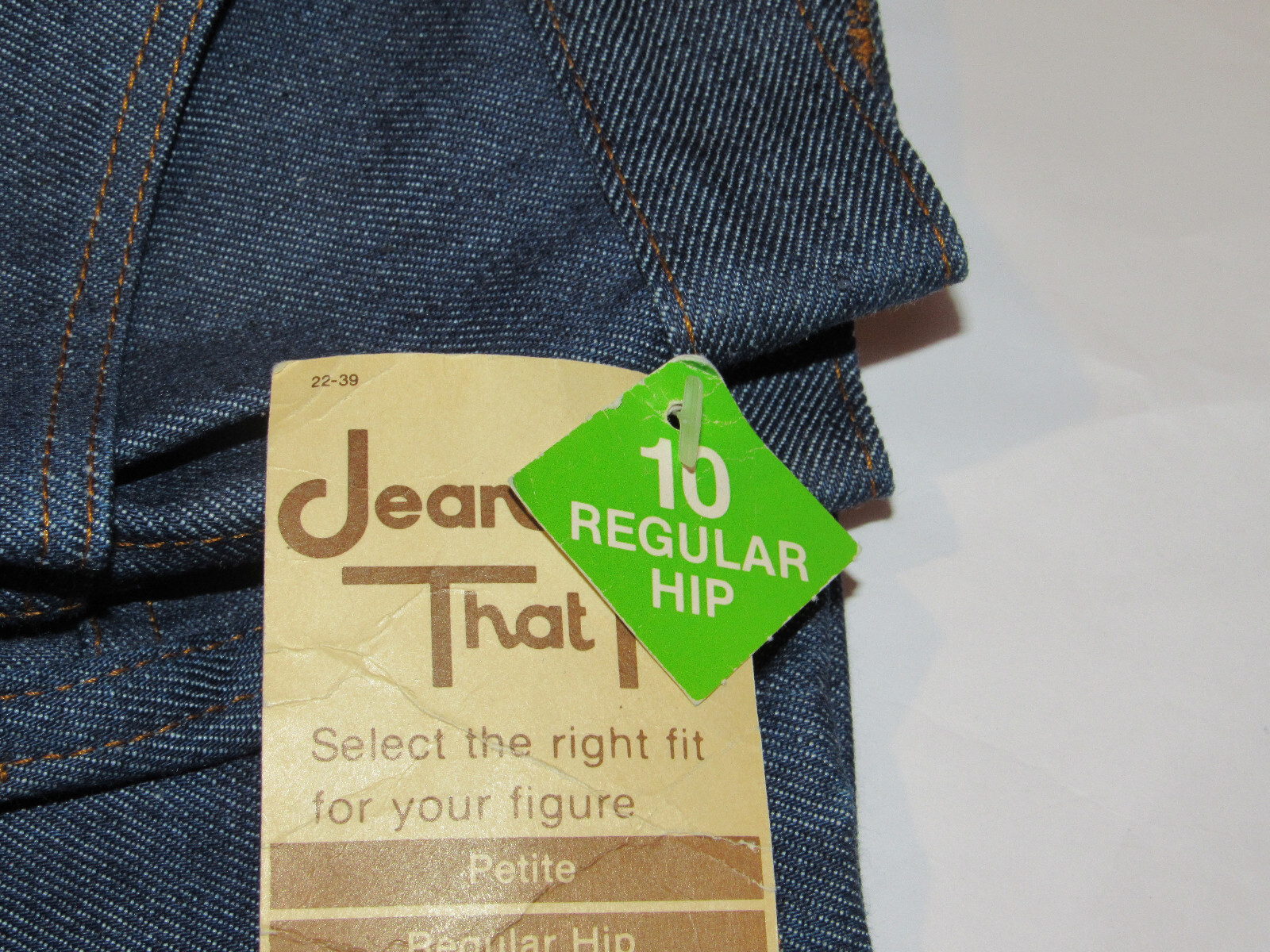 VTG 1970s SEARS UNUSED WOMEN’S JEANS! 'JEANS THAT FIT’! 10 PETITE/REGULAR HIPS