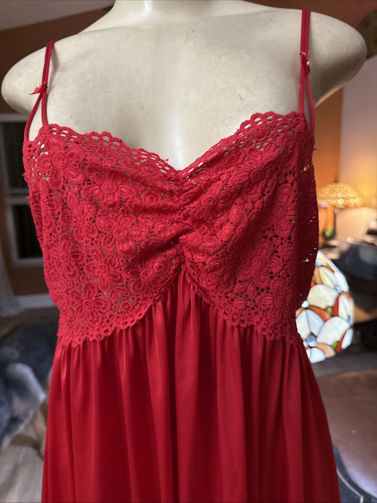 Vintage Vanity Fair Lace Bust/Back Nylon Long Red Nightgown Sz Sm xb72
