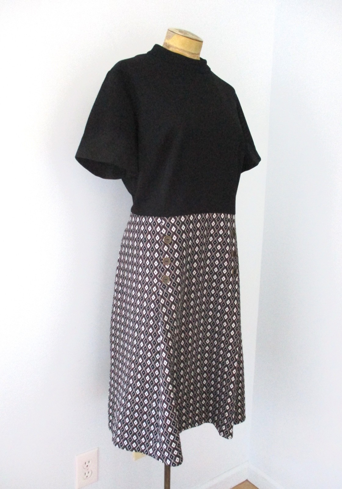 Vtg 60s 70s Black Brown Diamond Textured Knit Dress Buttons Drop Pleats XL 2XL