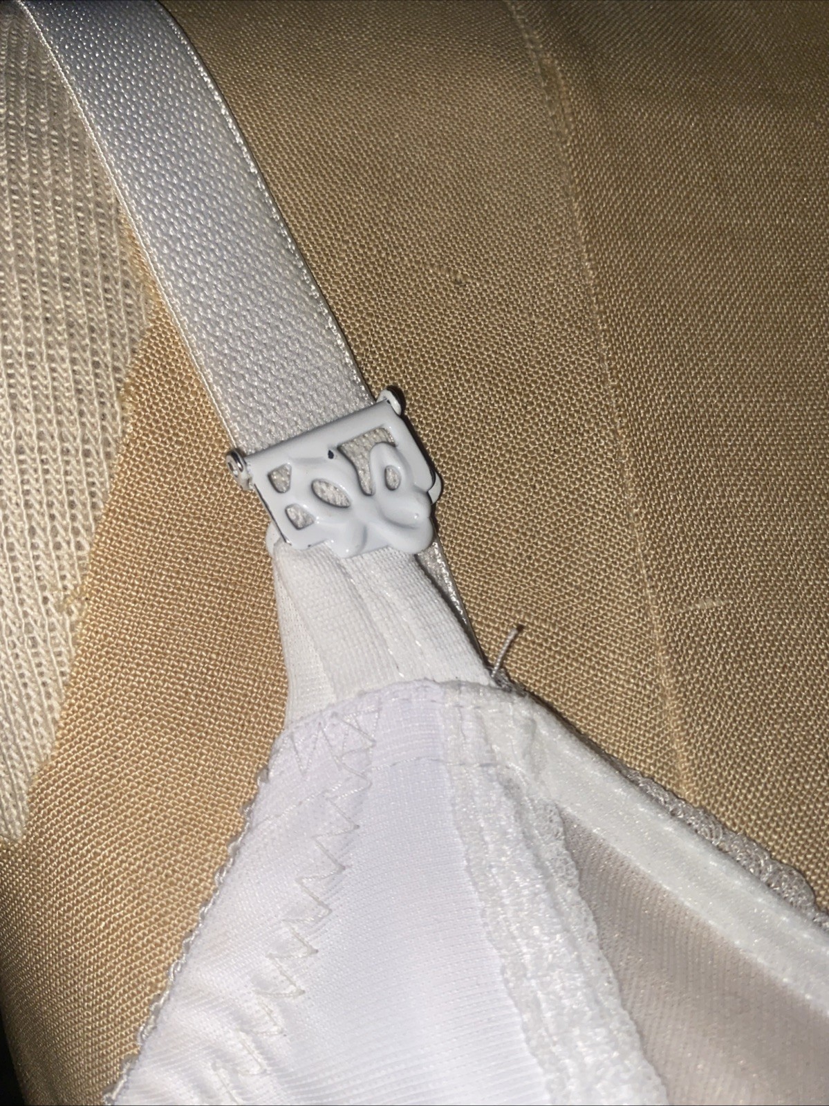 Vintage 60s White Bullet Bra 34D Back Closure Retro Underwire
