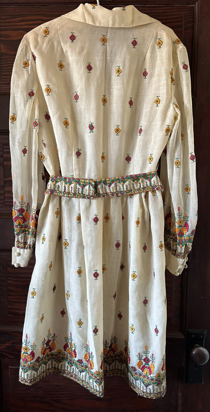 Vtg 70’s Embroidered Ivory Dress Belt LS Approx Medium Collar Red Green Yellow