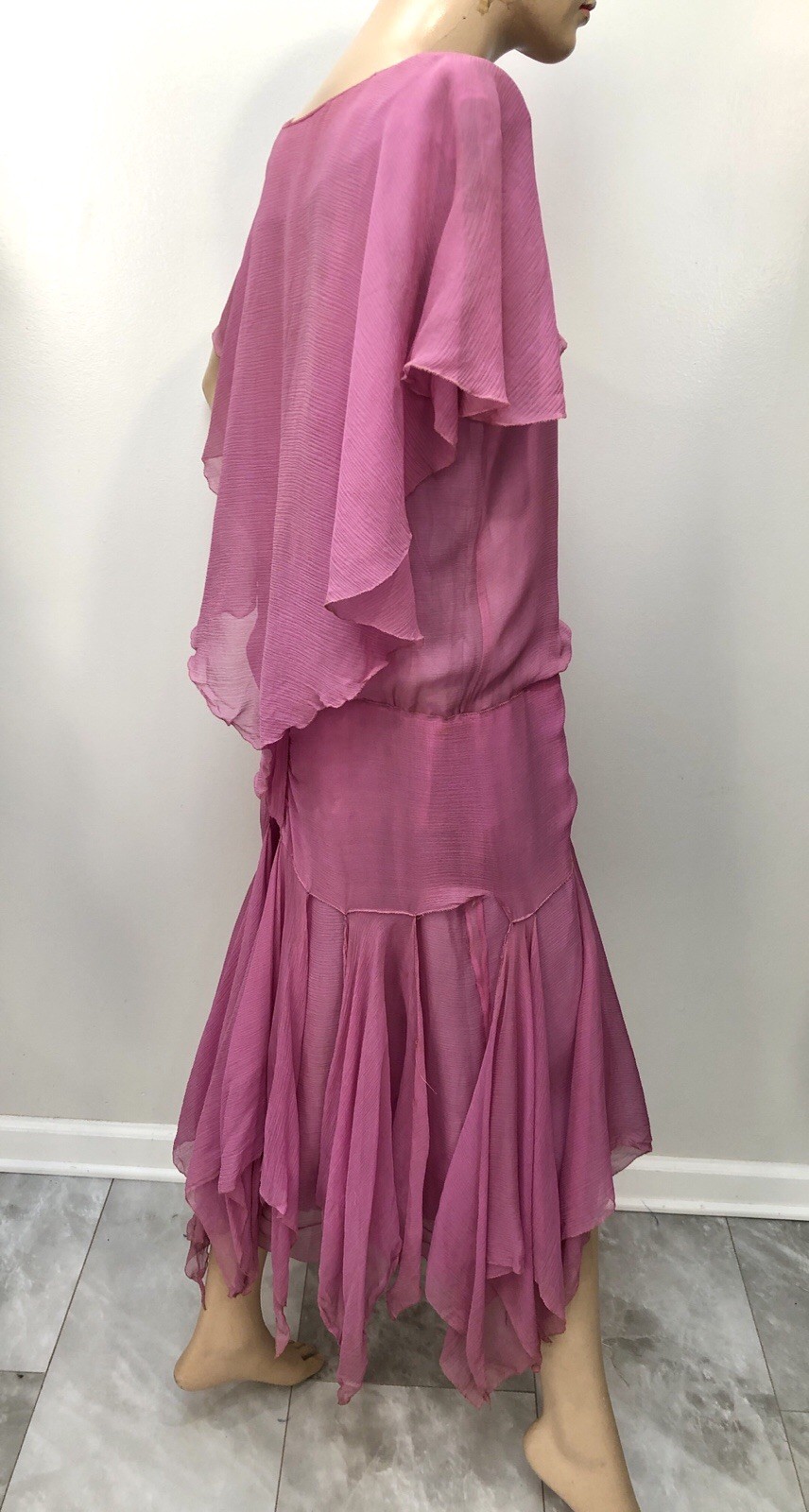 VTG 1920s ORCHID PINK SILK CREPE Great Gatsby Flapper Dress HANDKERCHIEF Hem